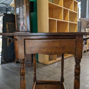 1930s Drop leaf tea trolley - Image 3