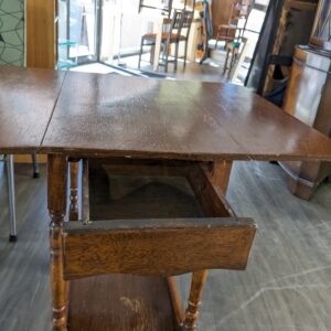 1930s Drop leaf tea trolley - Image 4