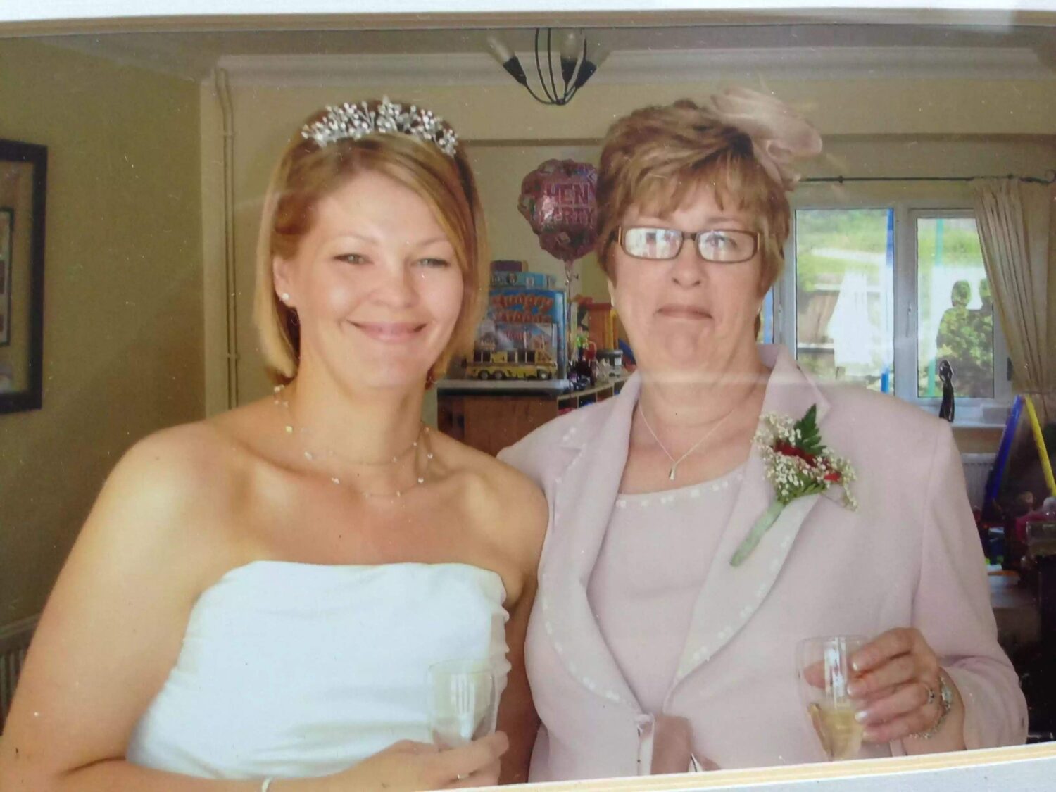 Lee and her mum on Lee's Wedding Day